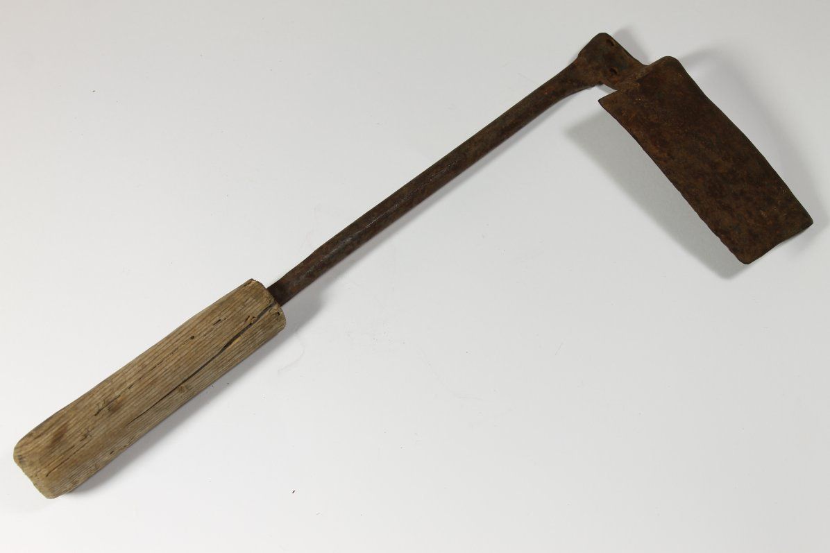 Antique Horse Hoof Cutting Tool 19 Century Wooden Handle eBay