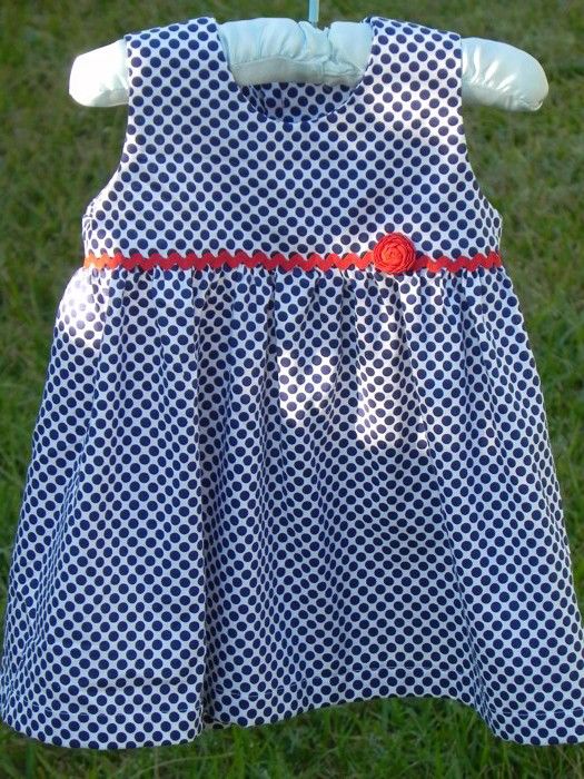 Baby Dress - Free Sewing Pattern and Tutorial