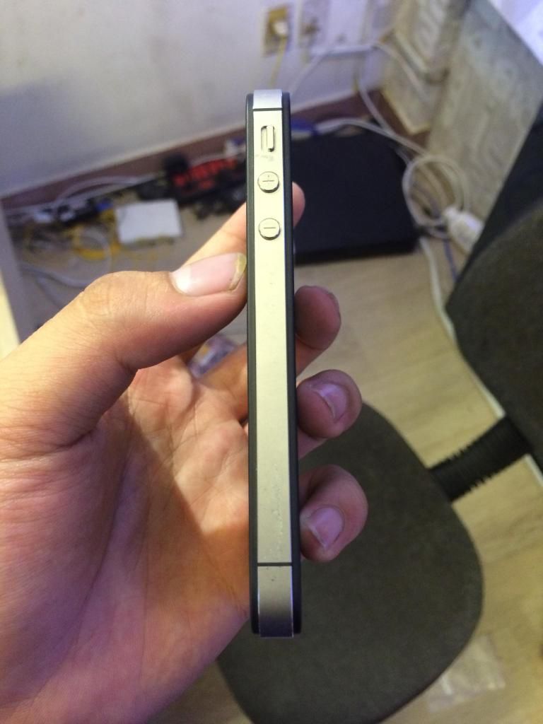 Bán iphone 4s quốc tế 16g máy zin giá Hotttt!!! - 1