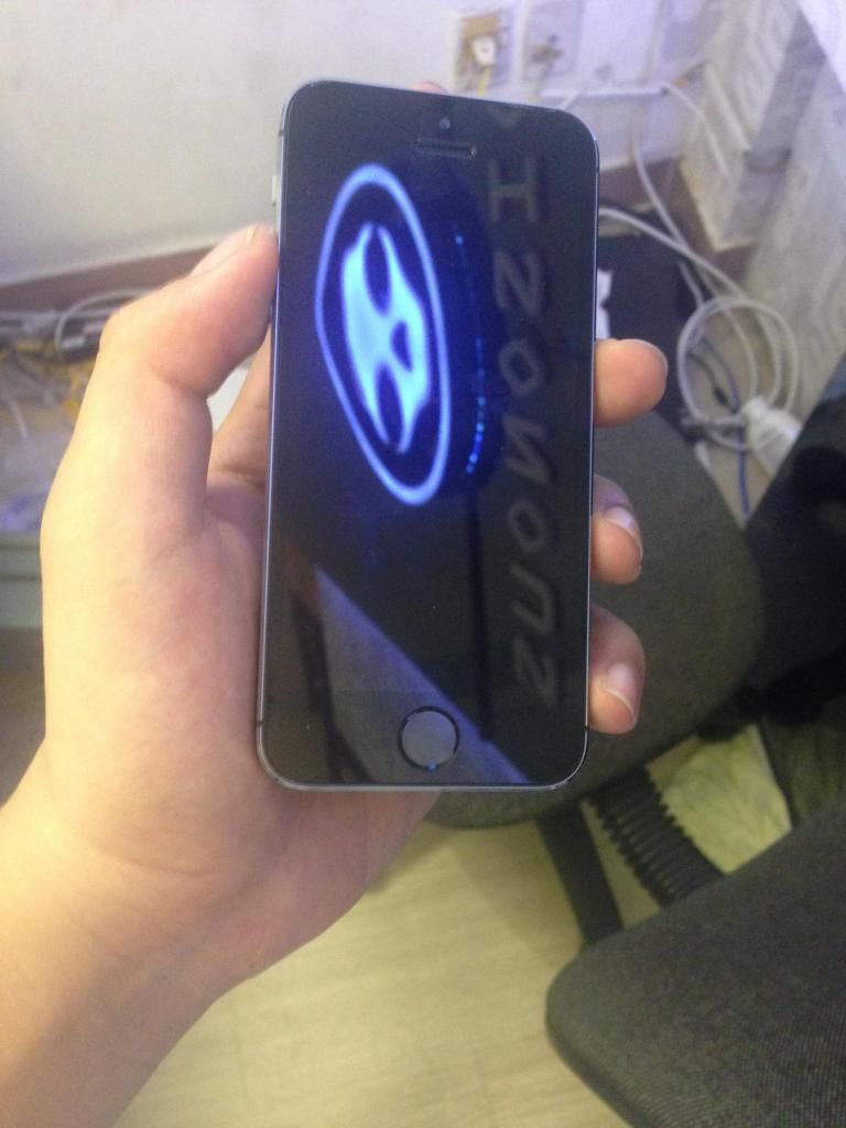 Bán iphone 5s màu xám 32g lock tmobile giá goooddd!!! - 1