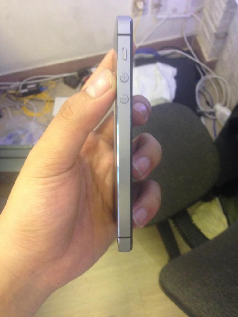 Bán iphone 5s màu xám 32g lock tmobile giá goooddd!!! - 2