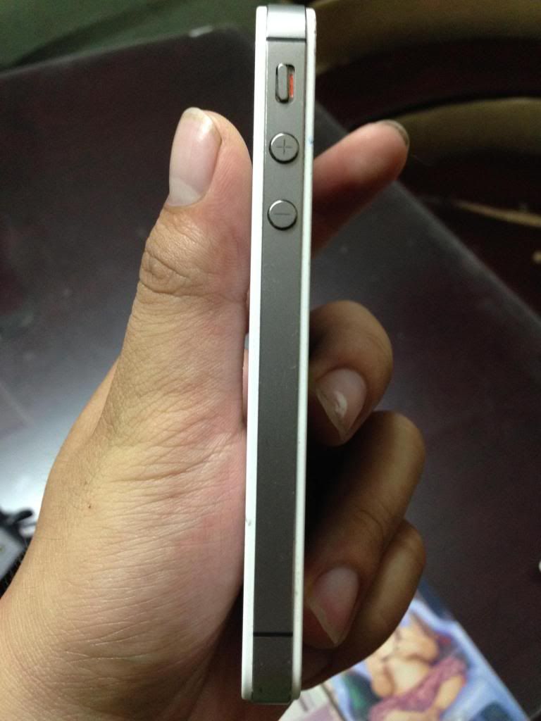 Bán iphone 4s lock verizon màu trắng 16g giá 4trxx!!! - 1