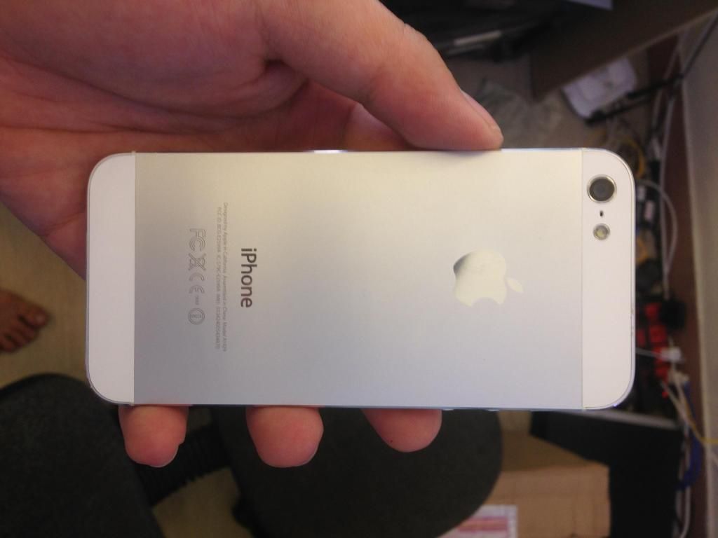 Bán iphone 5 trắng lock AT&T máy like neww giá 7trxxxx !!! - 2