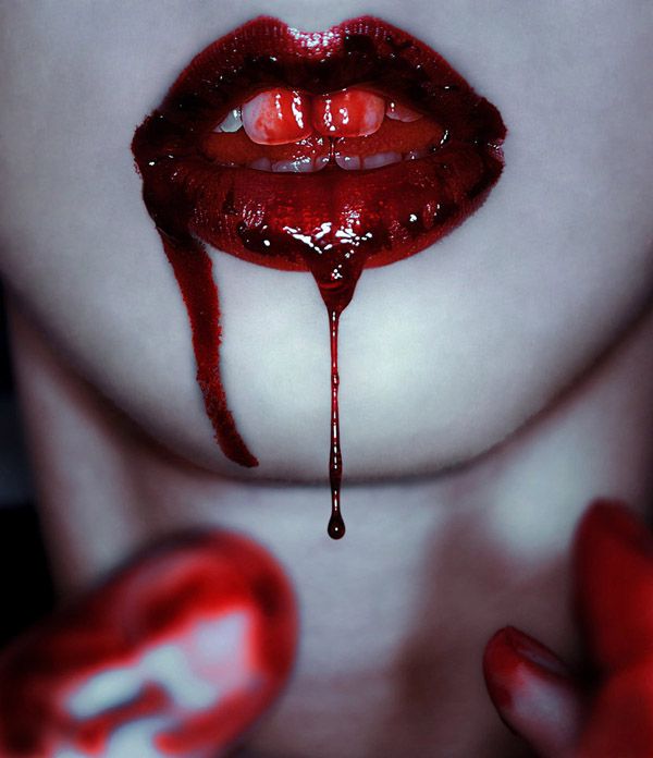  photo Female-Vampire-Bloody-Mouth_zps76be4f1c.jpg