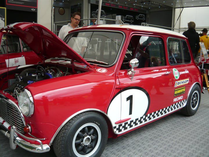 BMWClassicMini_zps48541d46.jpg