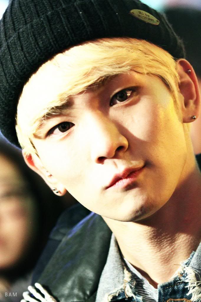 photo BDu22QrCUAA0bX2_zps2dae1c0f.jpg